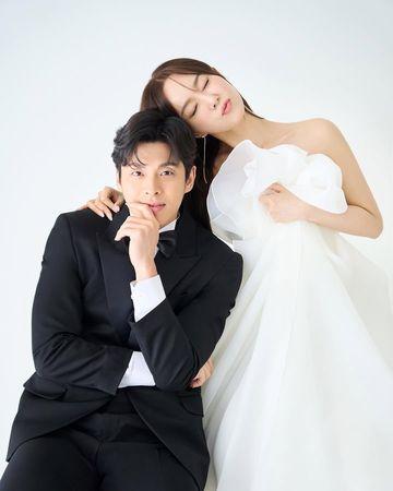 韩女星惊喜宣布「怀孕了」夫妇天天祈祷CQ9电子网站嫁小6岁尪2年！44岁(图3)